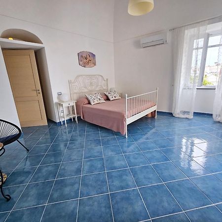 Maridea - Marlin Apartment ปอนซา ภายนอก รูปภาพ